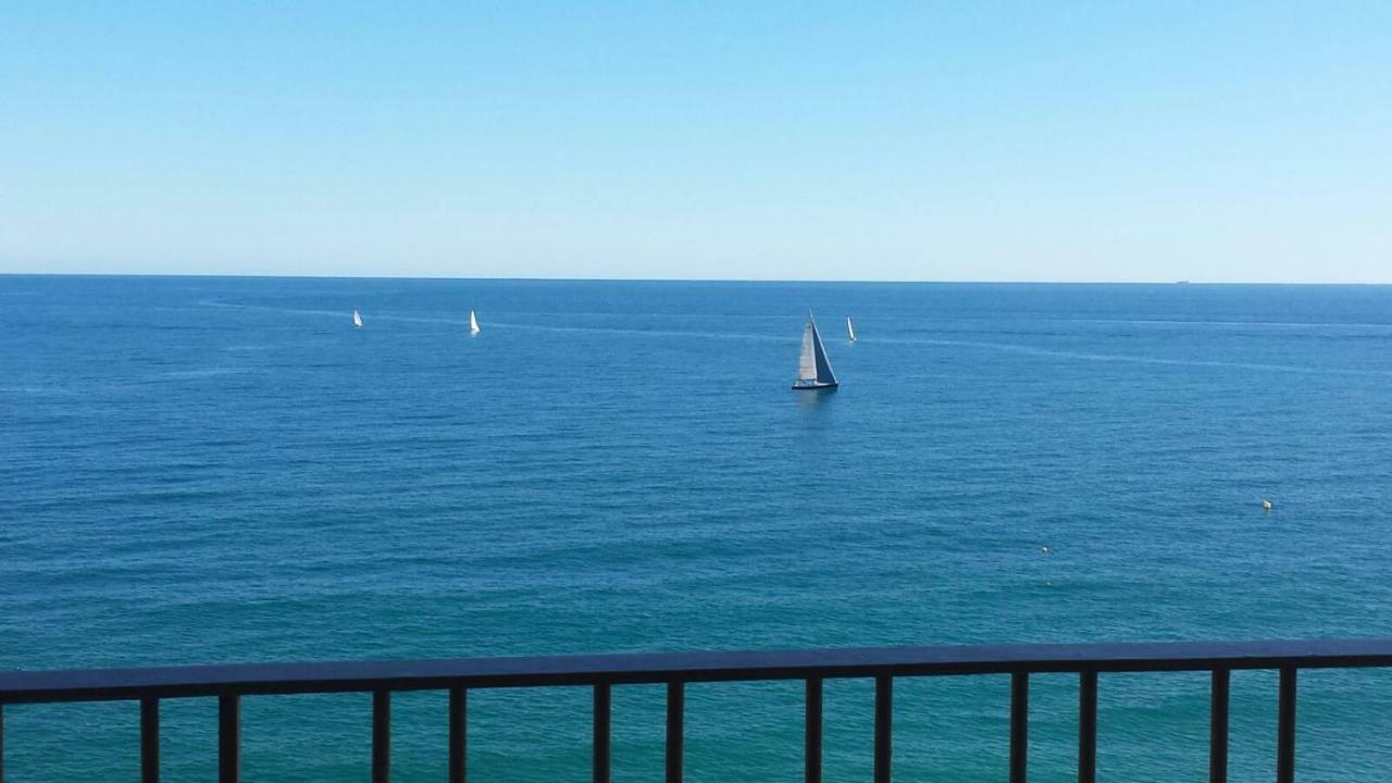 Primera Linea Playa Blanes Exteriör bild